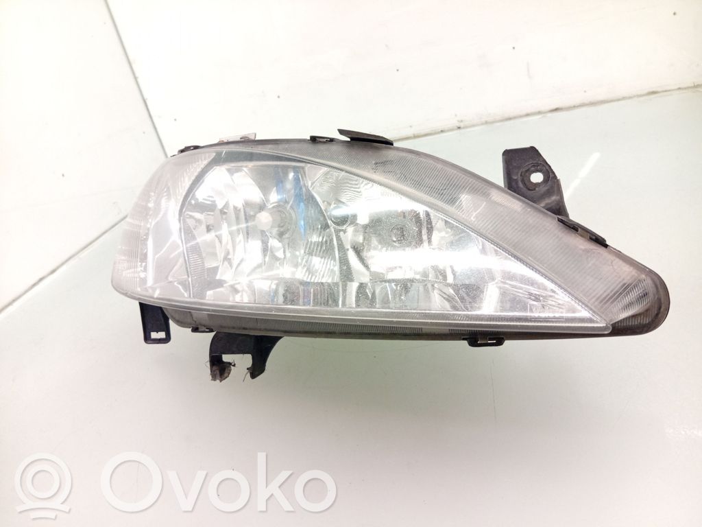 Renault Megane I Lampa przednia 