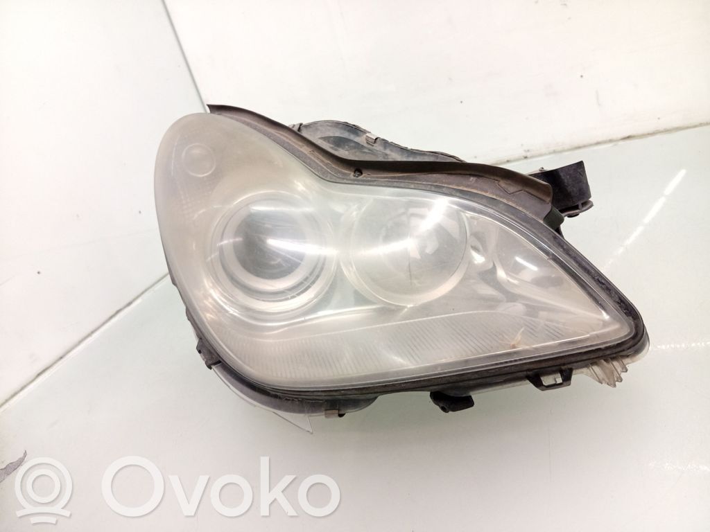Mercedes-Benz CLS C219 Faro/fanale 