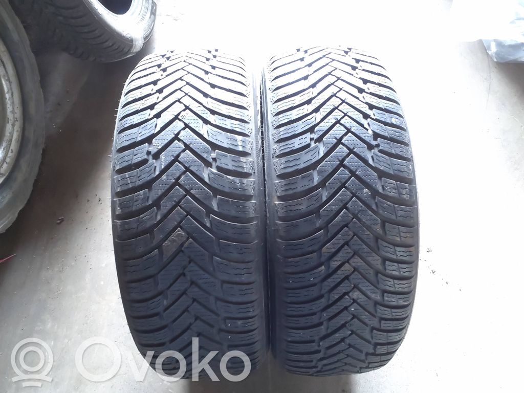 Volkswagen Golf II Anvelopă iarnă R16 