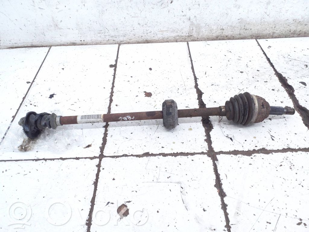 Dacia Sandero II Front driveshaft 