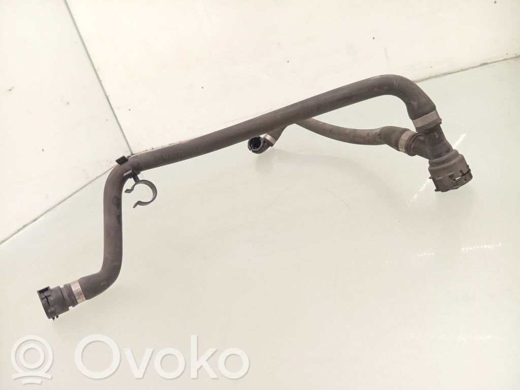BMW 5 E60 E61 Engine coolant pipe/hose 