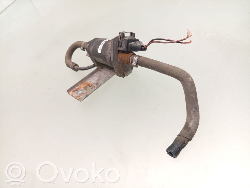 BMW 5 E60 E61 Pompe à carburant Webasto 