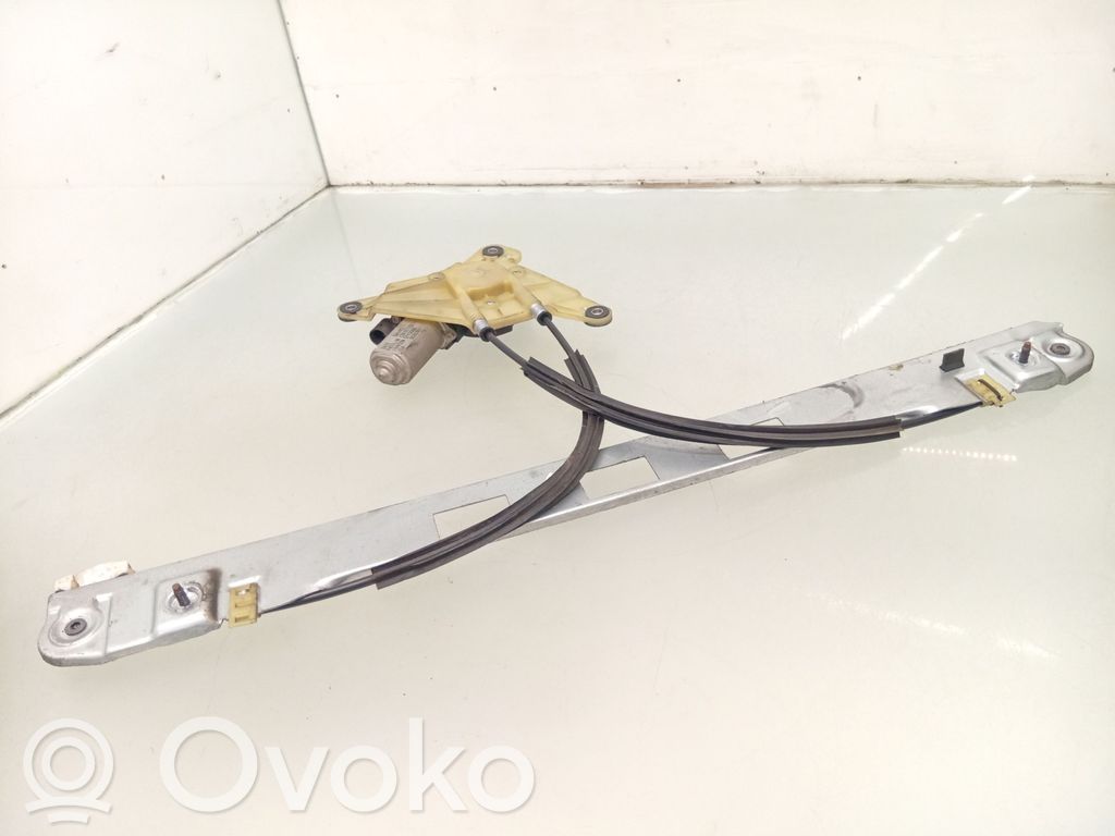 Opel Movano B Elektryczny podnośnik szyby drzwi przednich 
