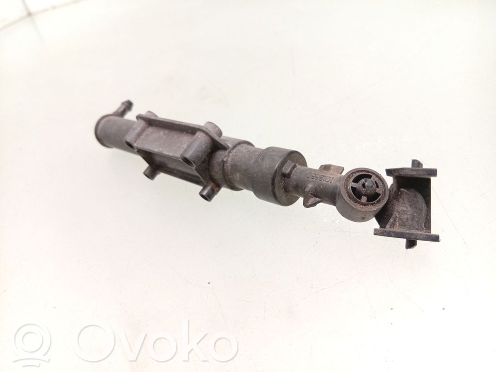 Volvo V70 Duză spălare far 