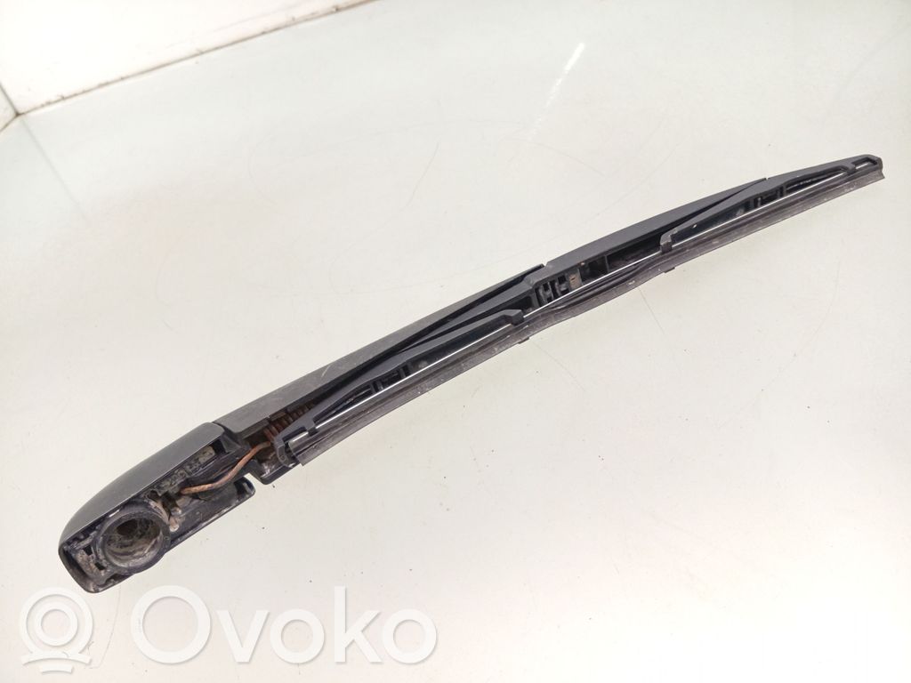 Toyota RAV 4 (XA30) Brazo del limpiaparabrisas trasero
