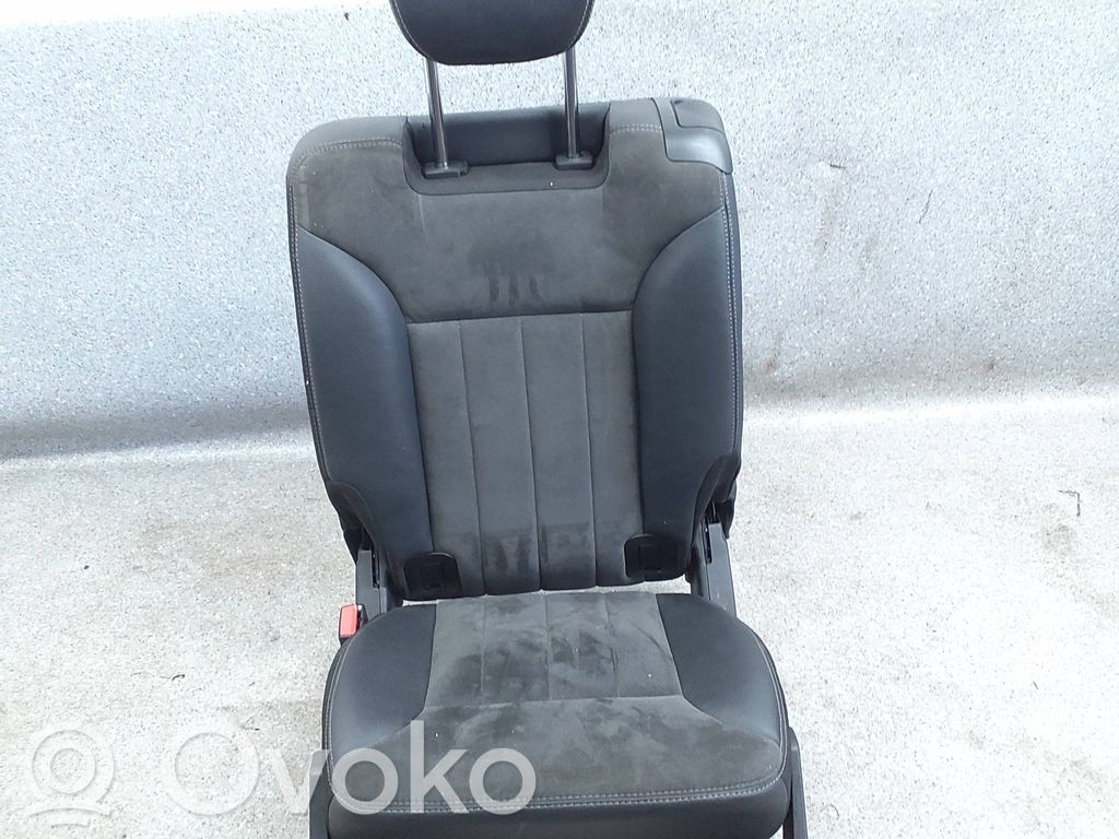 Mercedes-Benz R W251 Trešā sēdekļu rinda