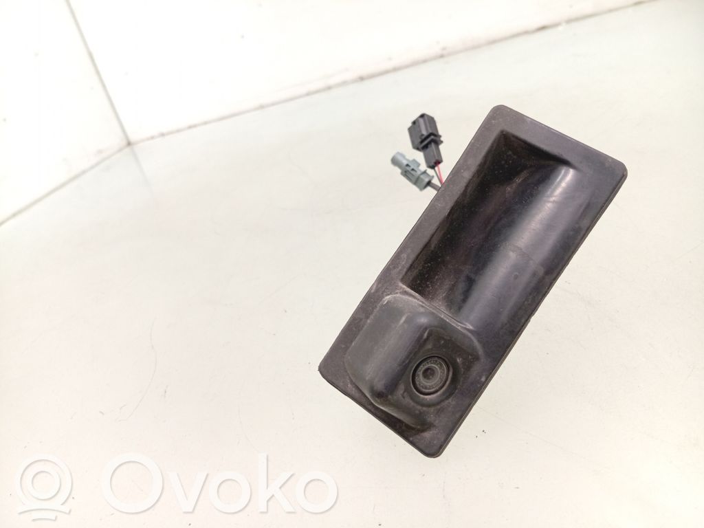 Volkswagen PASSAT B6 Bagāžnieka rokturis (ar kameru) 