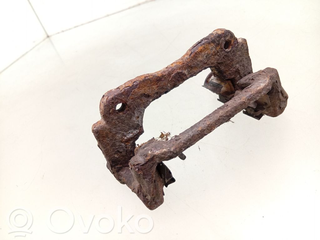 Toyota Corolla Verso AR10 Bremžu kluču skavas (aizmugurē)