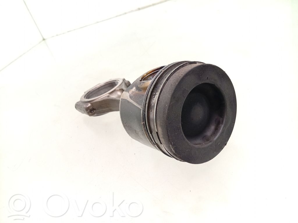 Seat Exeo (3R) Pistone con biella