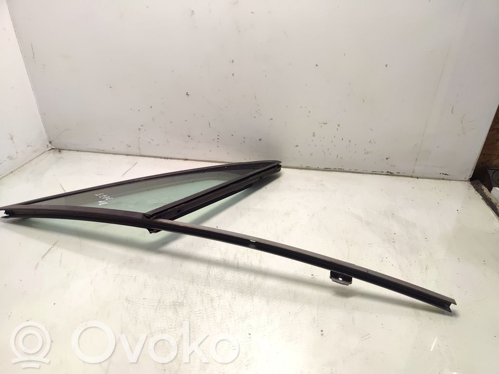 Peugeot 407 Dreiecksfenster Dreiecksscheibe Tür vorne