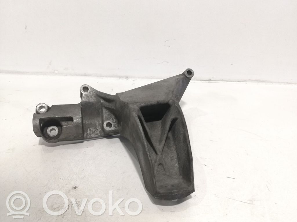 Engine mounting bracket   6753225,22116753225,216226
