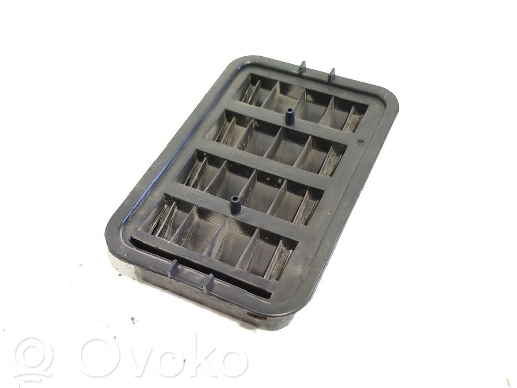 Ventilācijas režģis   6082902
