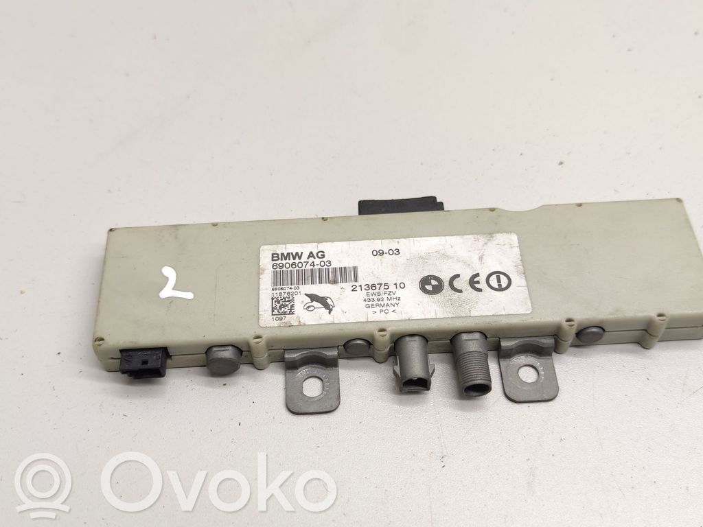 BMW 3 E46 Antenos stiprintuvas 