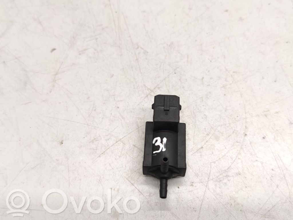 Válvula de vacío (Usadas)   72234100,02T197