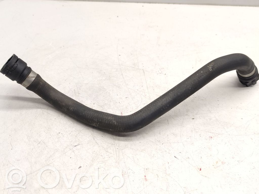 Engine coolant pipe/hose