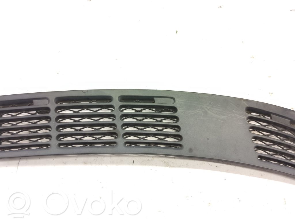 BMW 3 E30 Wiper trim 