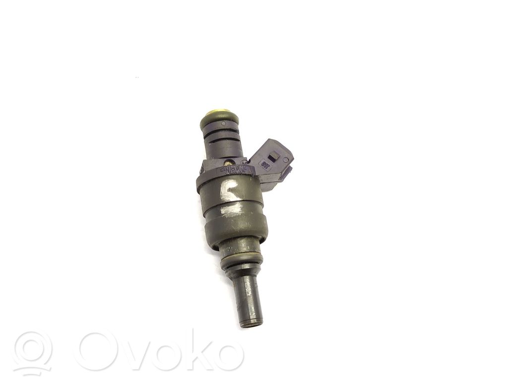 BMW 3 E46 Fuel injector 