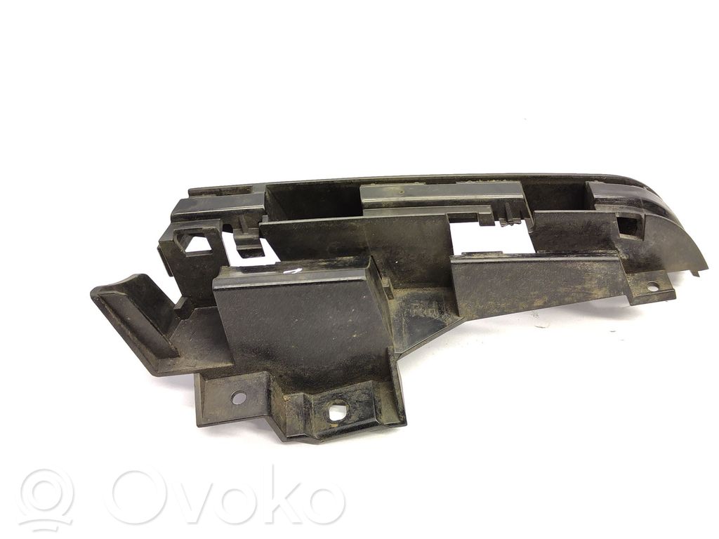 BMW 3 E46 Takavalon valaisimen muotolista 