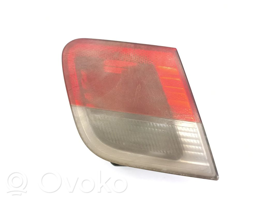 BMW 3 E46 Tailgate rear/tail lights 