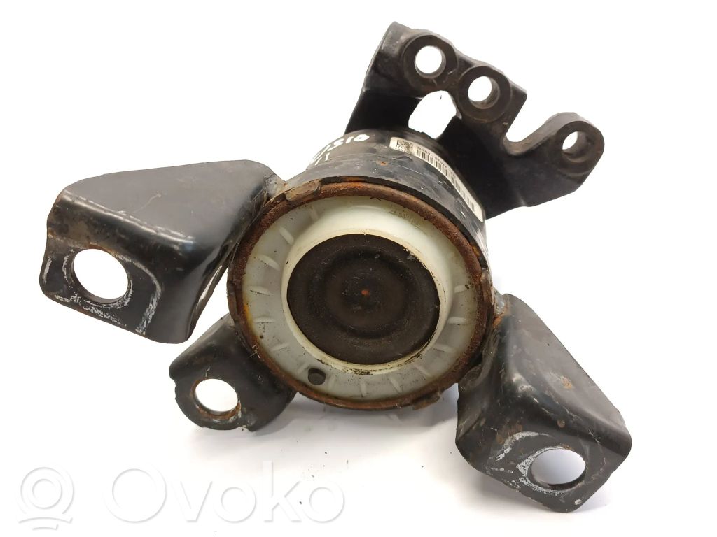Ford Fusion II Engine mounting bracket 