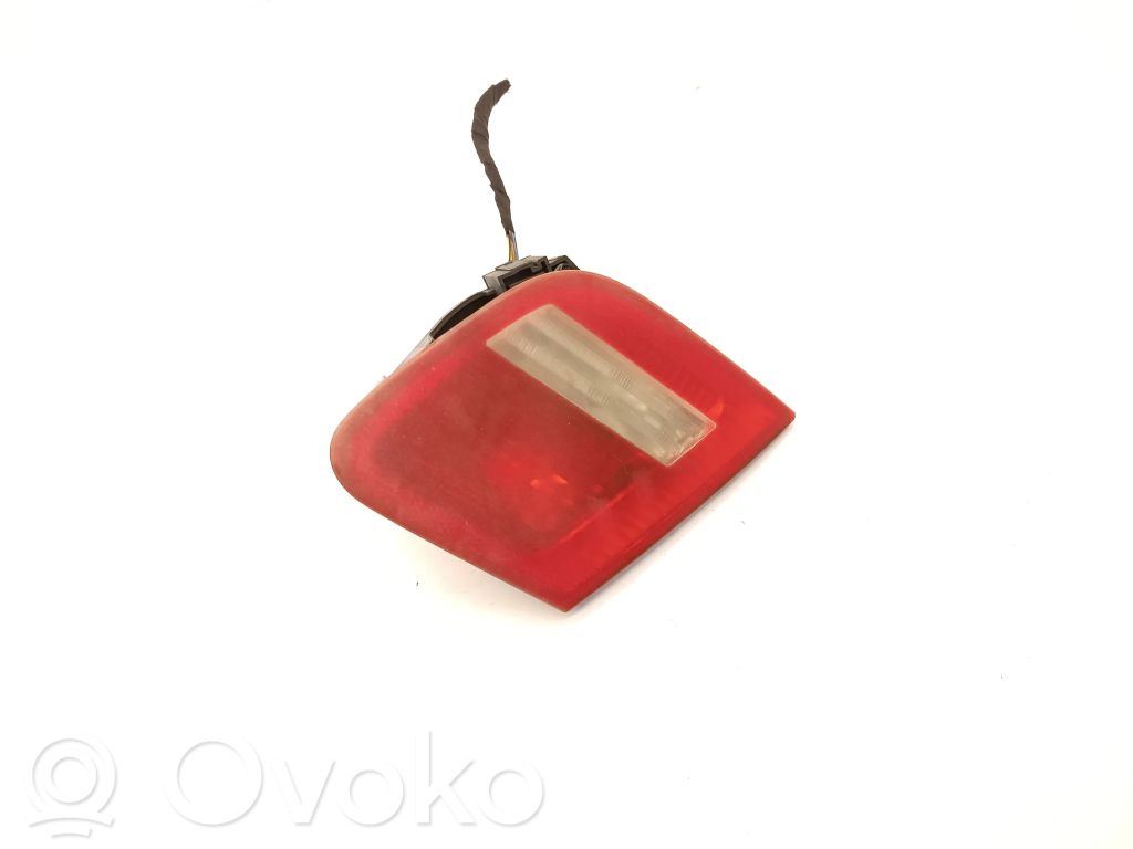 BMW 3 E46 Tailgate rear/tail lights 
