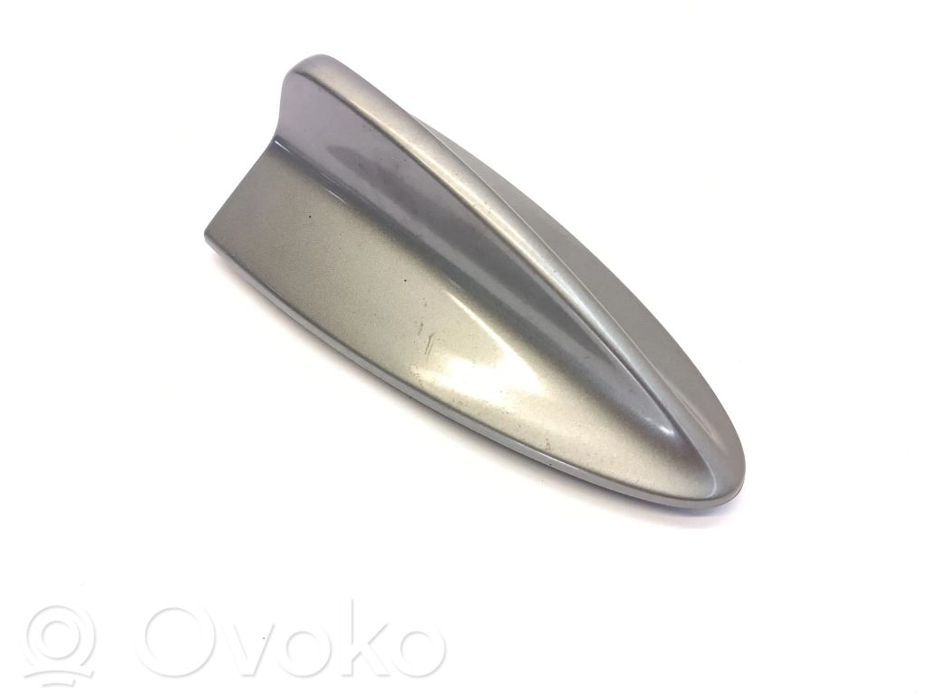 BMW 3 E90 E91 Stogo (GPS) antenos dangtelis 