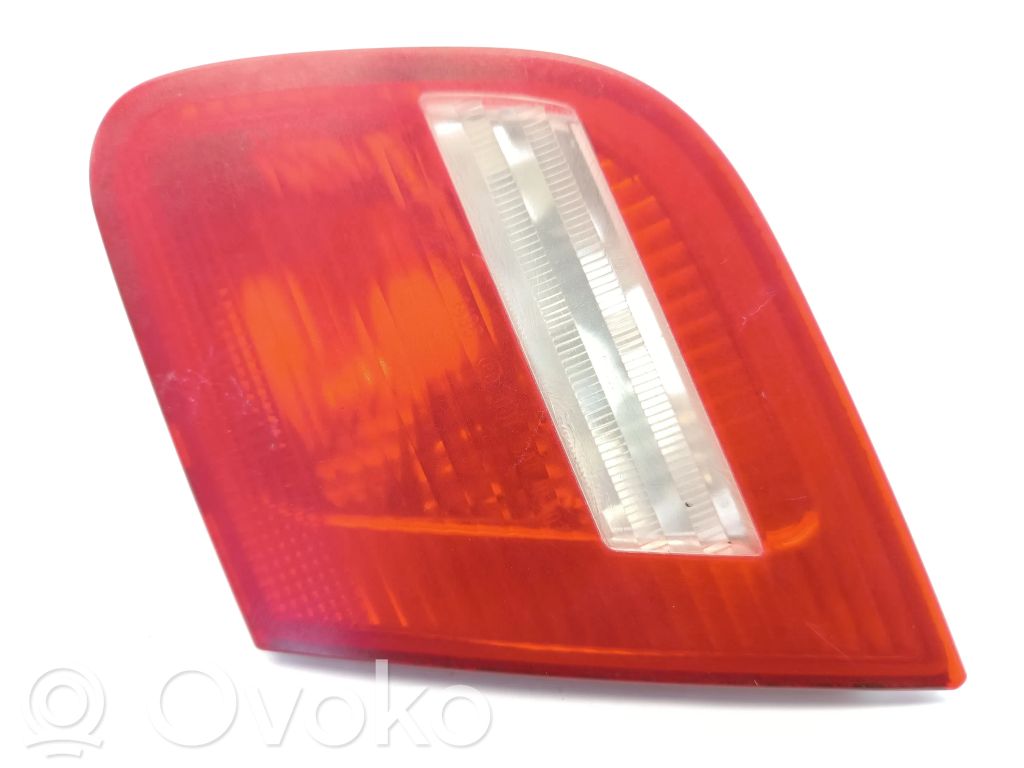 BMW 3 E46 Tailgate rear/tail lights 