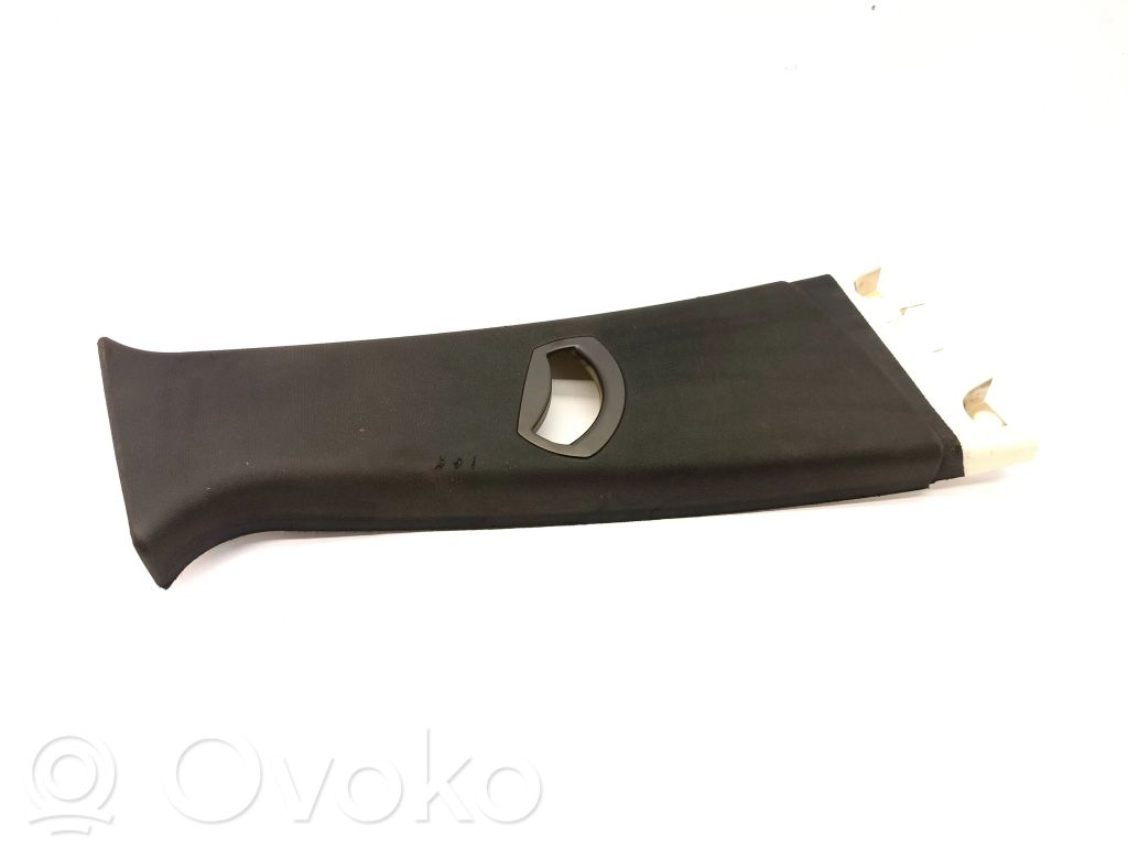 BMW X3 E83 Pilar (B) (superior) 