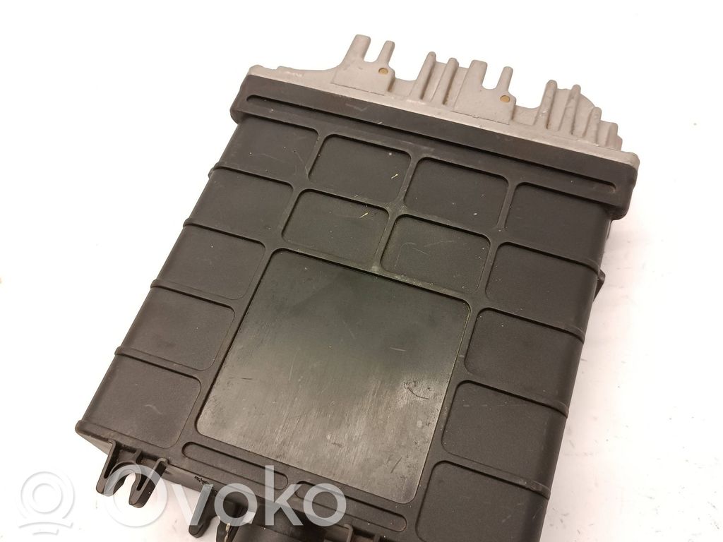 Engine control unit/module   028906021P,0281001251,0281001252