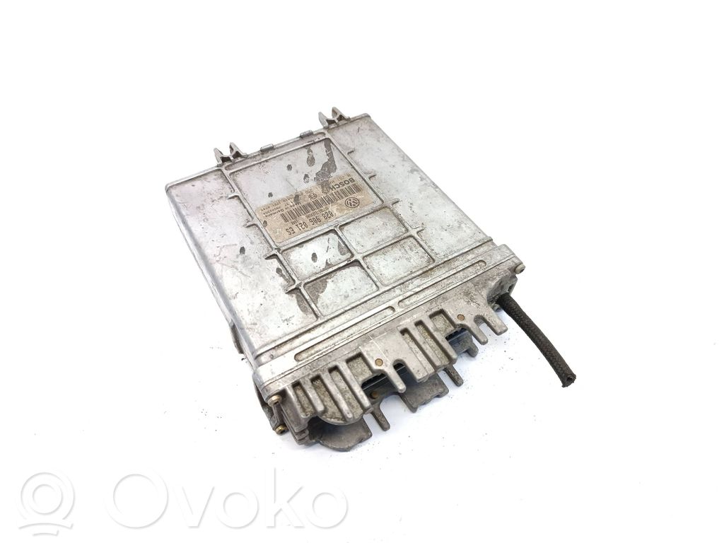 Engine control unit/module   028906021ES,0281001531