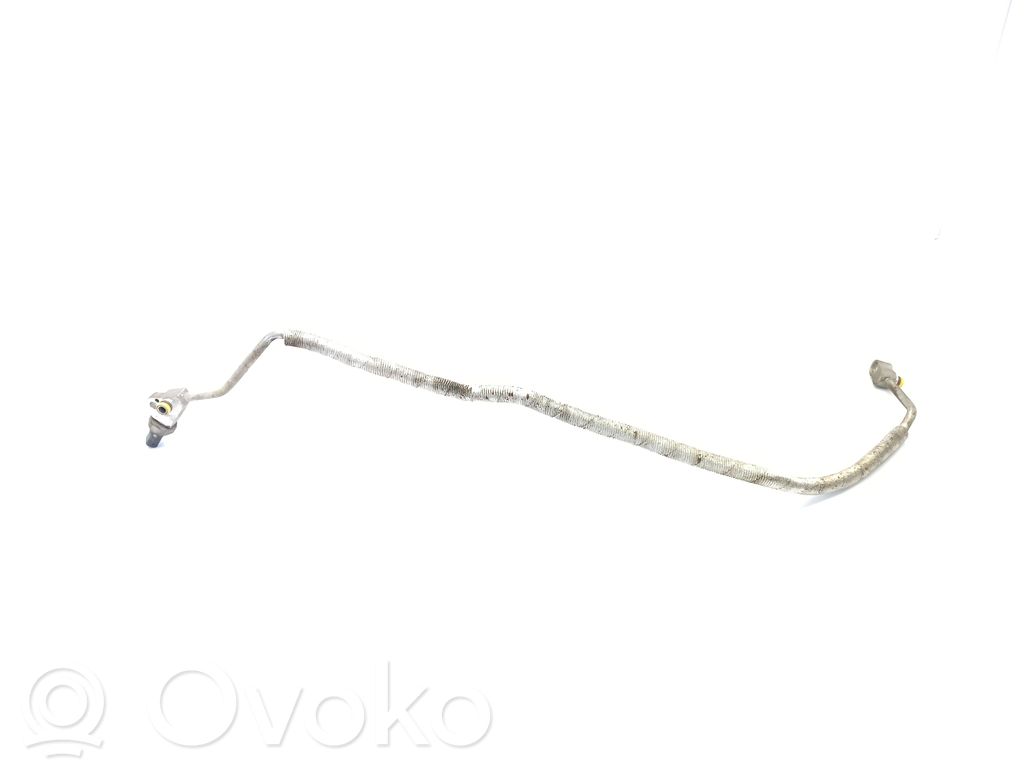 Ilmastointilaitteen putki (A/C)   6908908