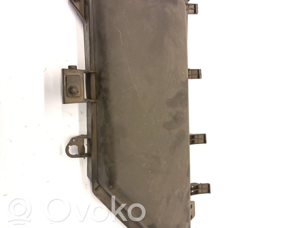 Cabin air micro filter cap   6950936
