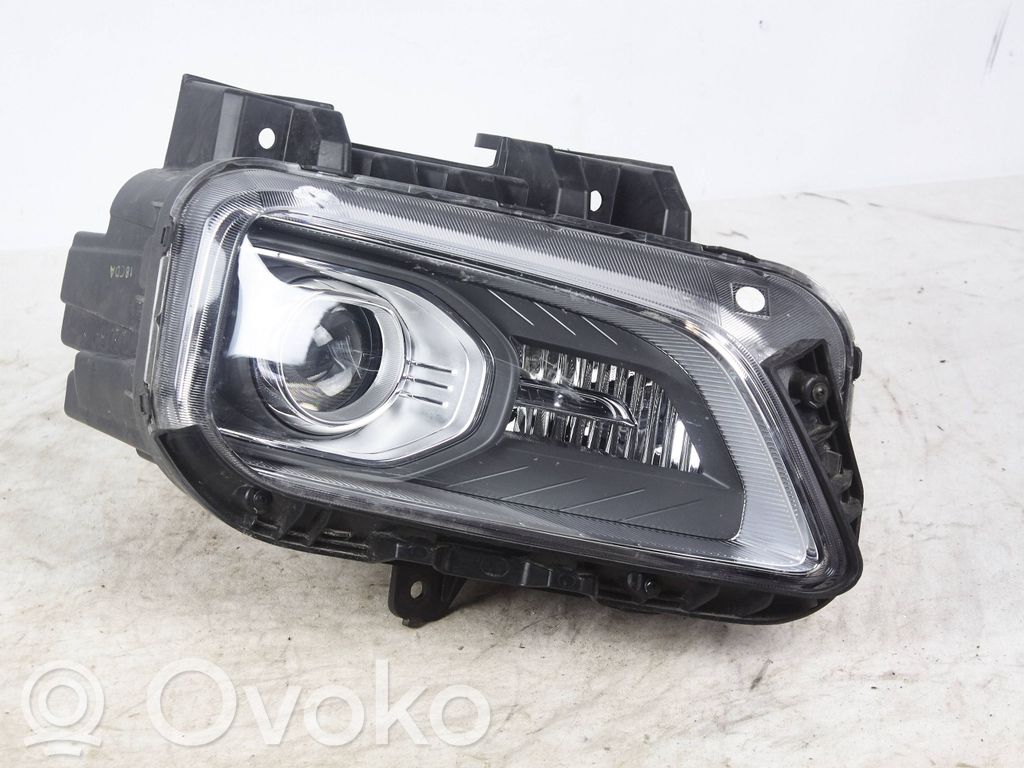 Hyundai Kona I Lampa przednia 