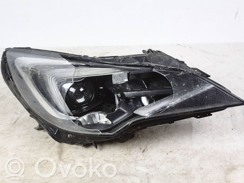 Opel Astra K Headlight/headlamp 