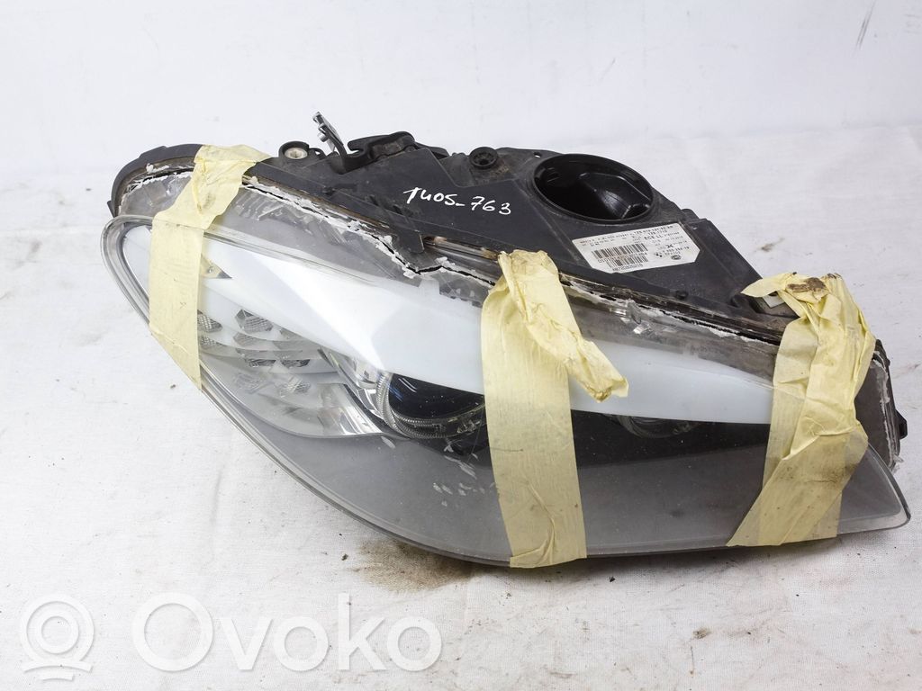 BMW 5 F10 F11 Lampa przednia 