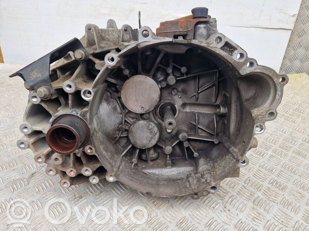 Volvo XC70 Manualna 6-biegowa skrzynia biegów 