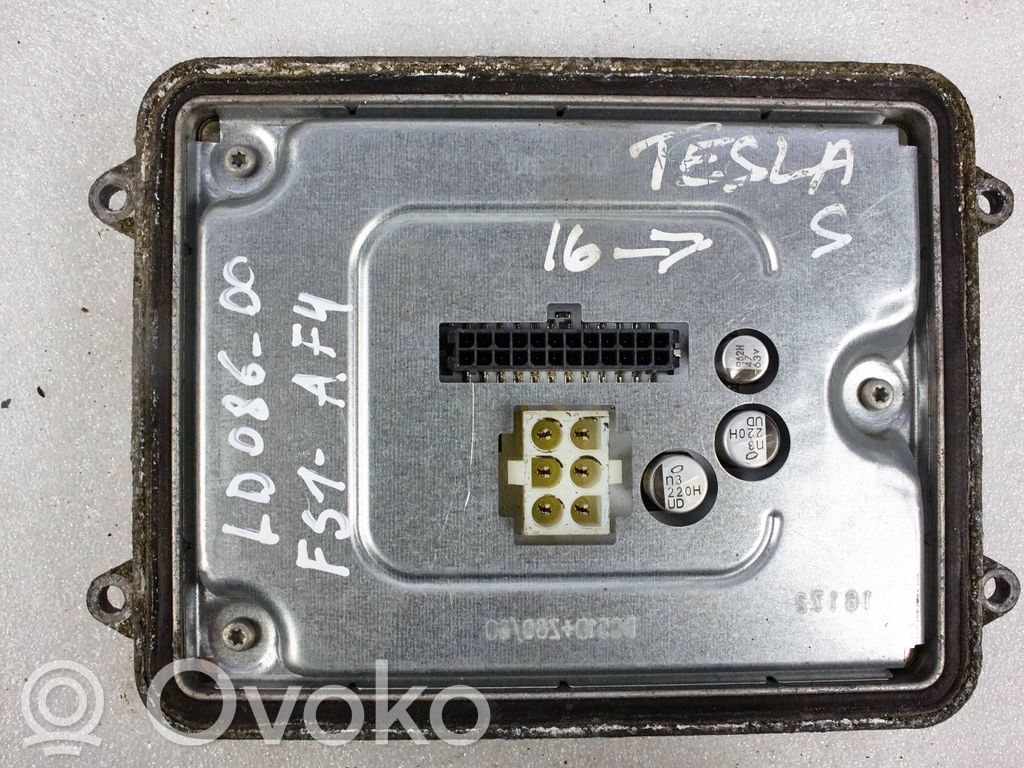 Tesla Model S Headlight ballast module Xenon 