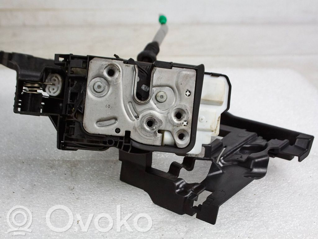 Volvo V60 Zamek drzwi tylnych 