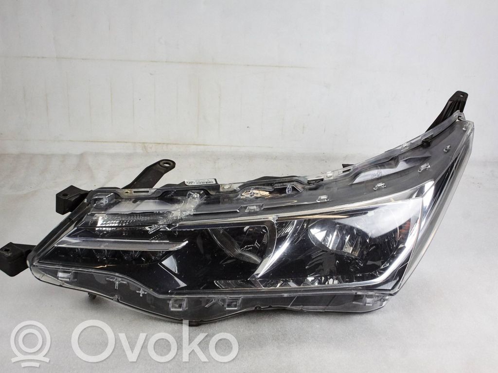 Toyota Corolla E160 E170 Scheinwerfer 