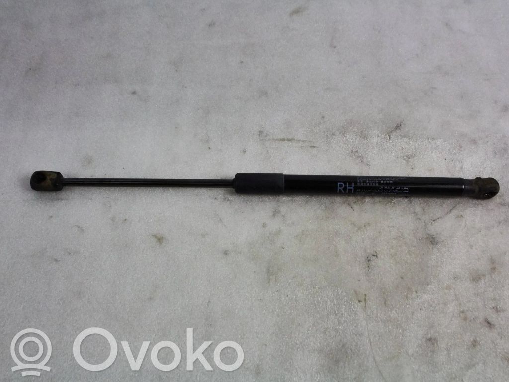 KIA Ceed Tailgate/trunk strut/damper 