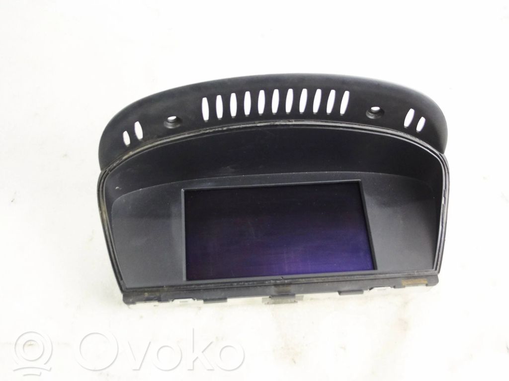 Radio / CD-Player / DVD-Player / Navigation   9193748,65829193748