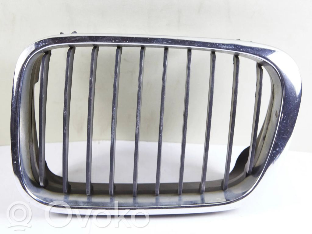 BMW 3 E46 Front grill 