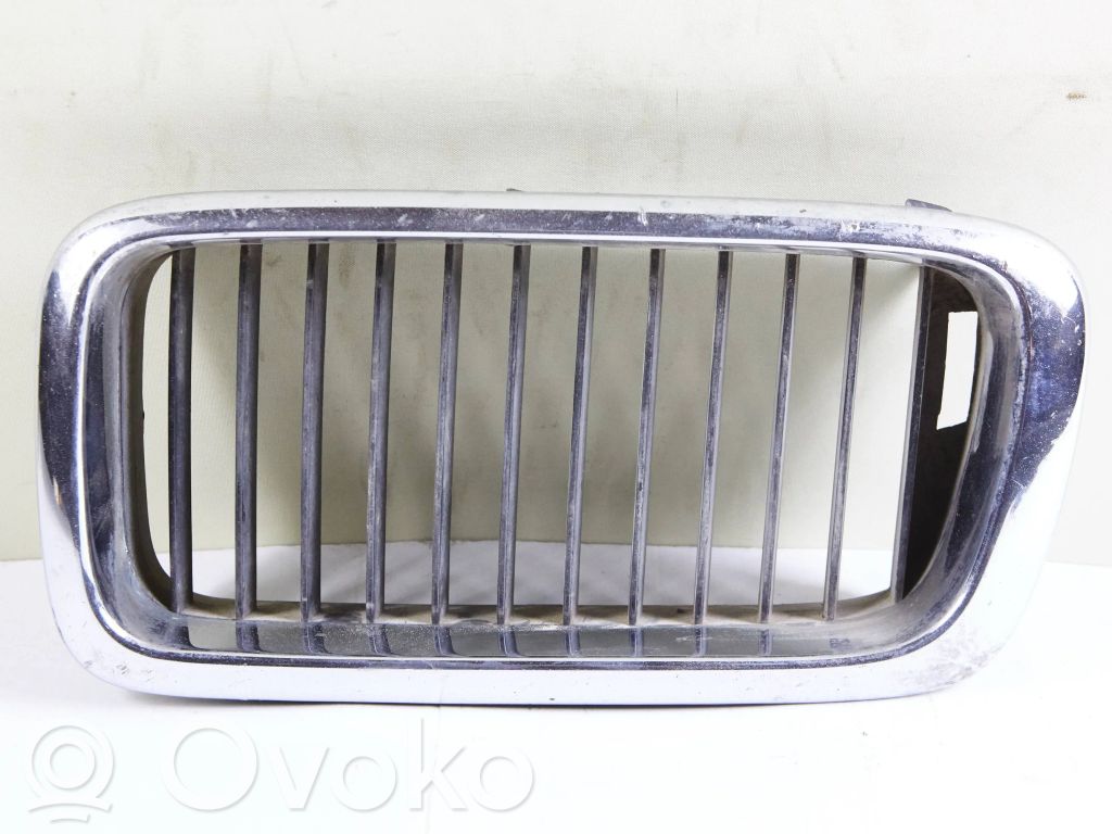 BMW 7 E38 Front grill 