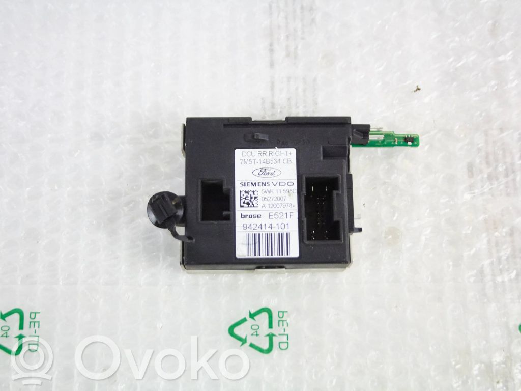 Ford Focus Asa reguladora de la puerta trasera 