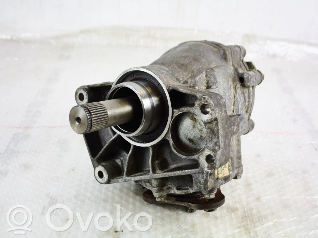 Volkswagen PASSAT B8 Skrzynia rozdzielcza / Reduktor 