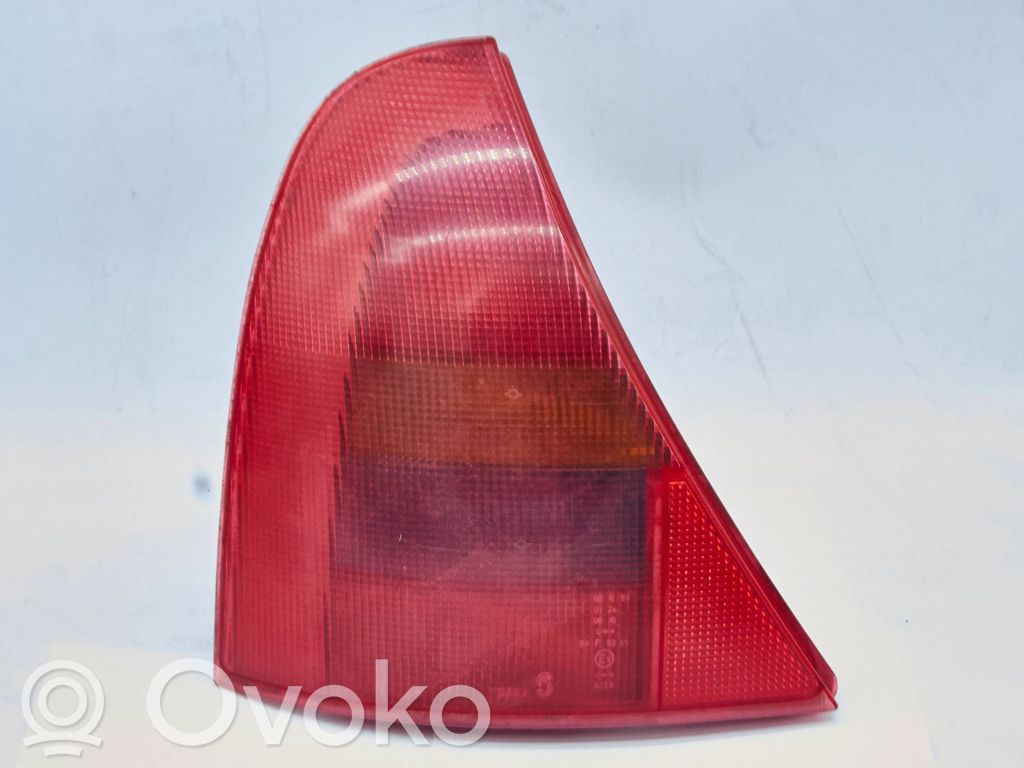 Renault Clio II Rear/tail lights 
