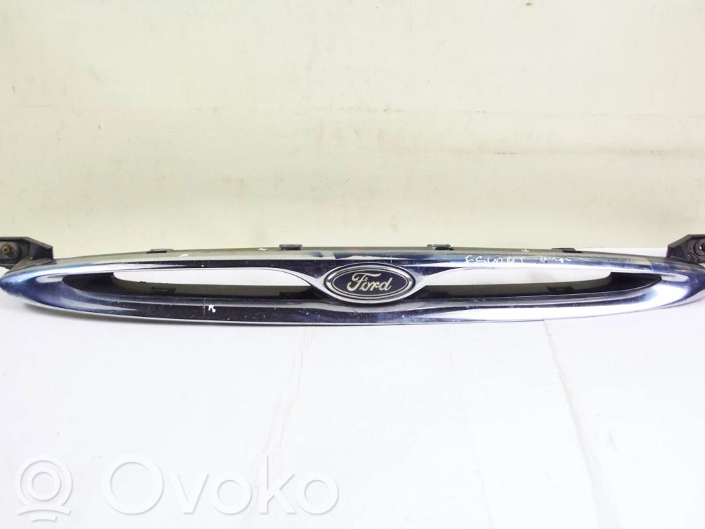 Ford Escort Front grill 