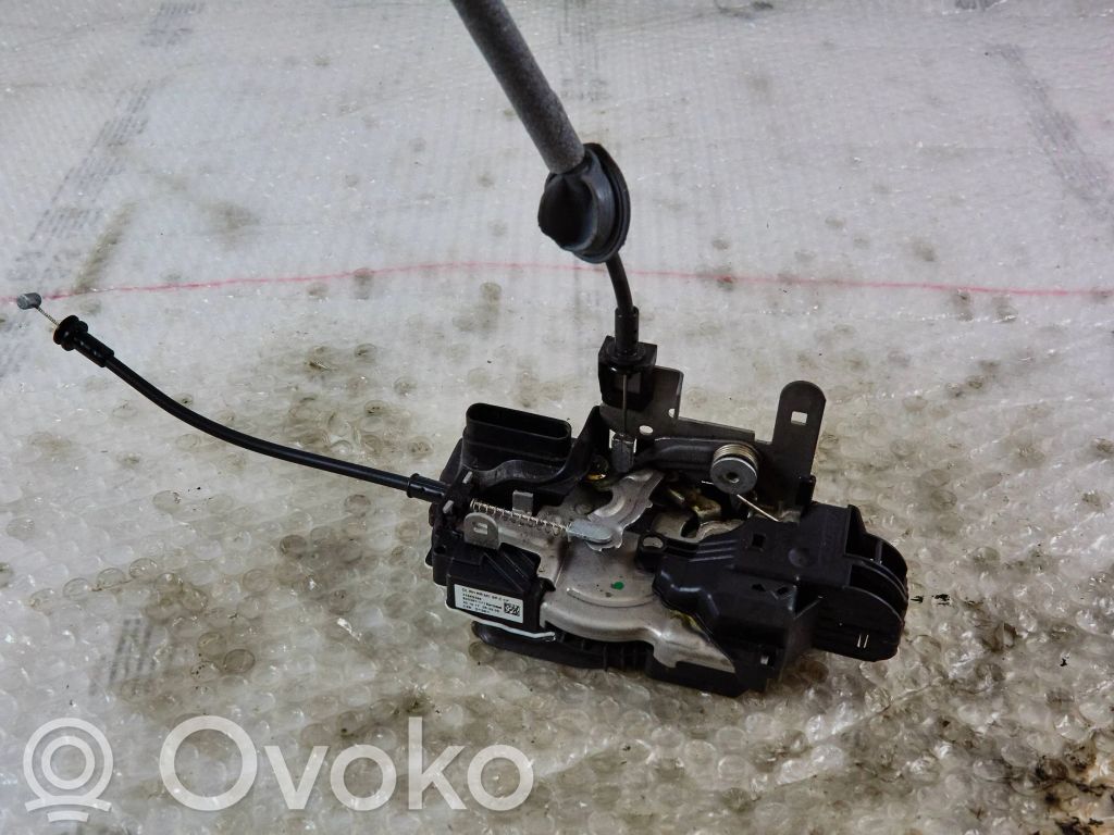 Volvo V40 Zamek drzwi tylnych 