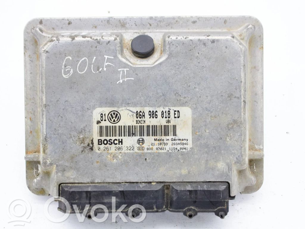 Volkswagen Golf IV Engine control unit/module 
