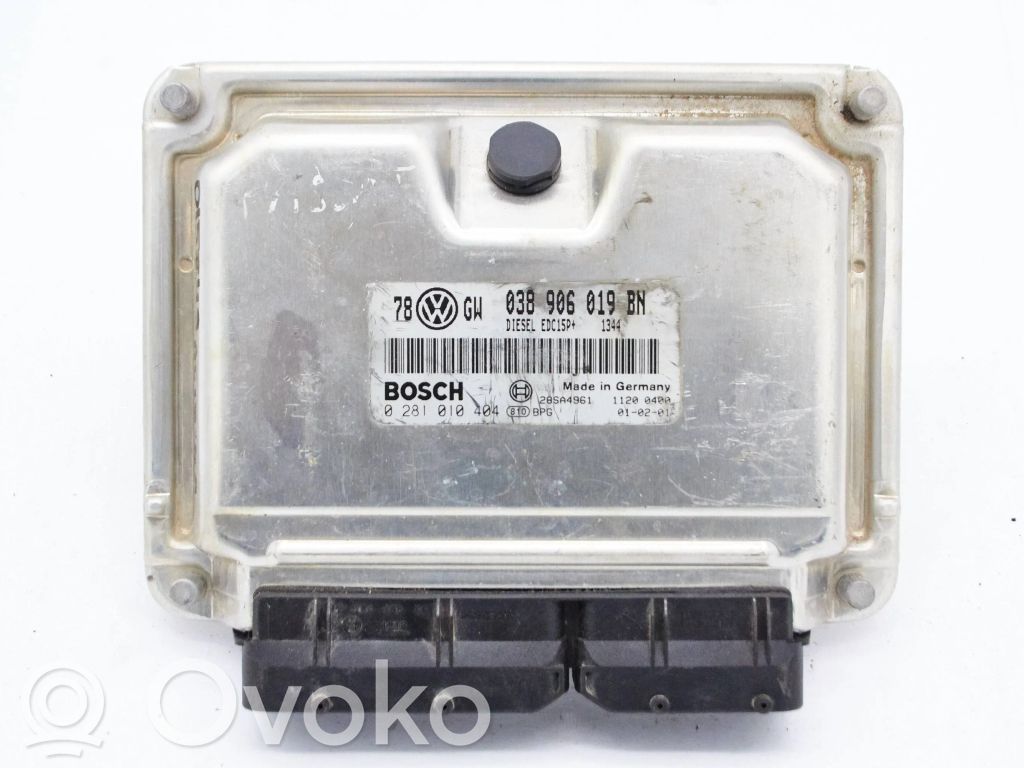 Volkswagen PASSAT B5.5 Engine control unit/module 
